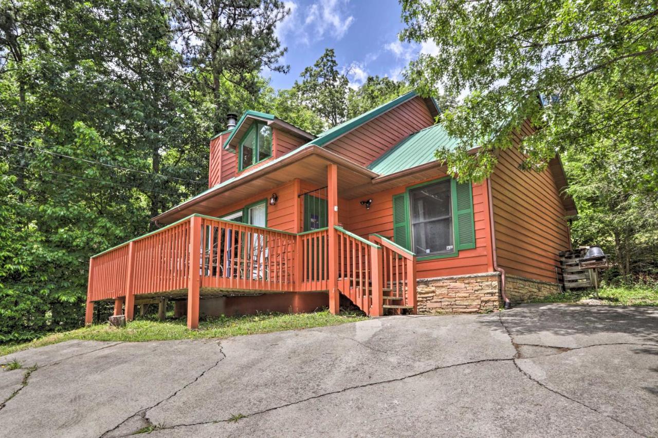 Gatlinburg Chalet Hot Tub, Sauna And Mountain View Ngoại thất bức ảnh